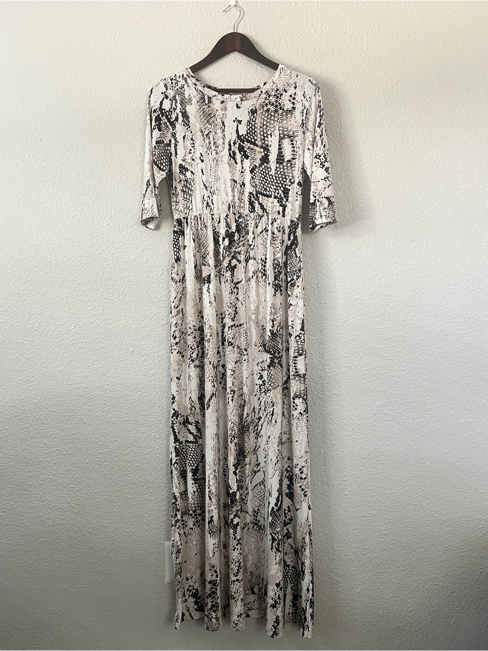 Paisley Grace Snake Print Empire Waist Maxi Dress Cream Black